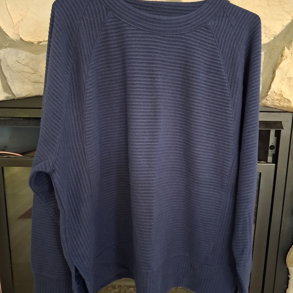 Simply Vera Vera Wang Purple Ribbed Crewneck Sweater